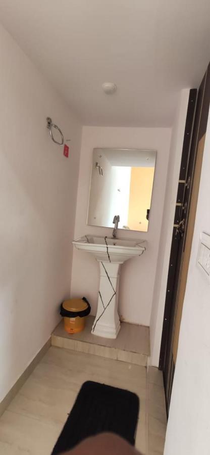 Veeru Homestay Hospet Eksteriør bilde