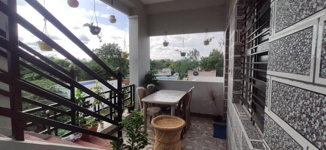 Veeru Homestay Hospet Eksteriør bilde